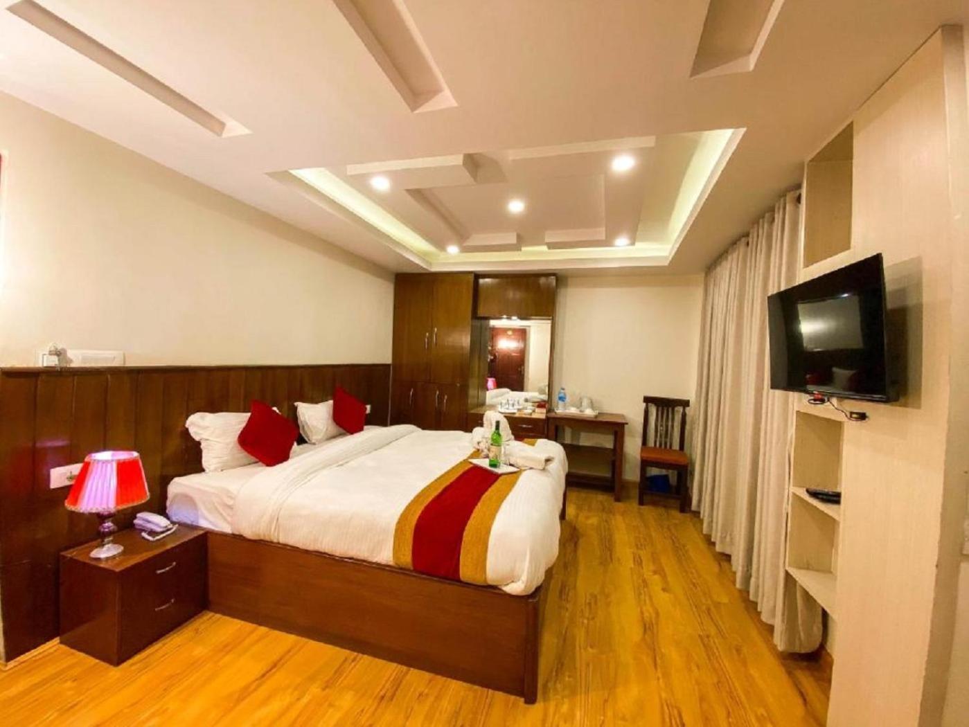Hotel Linda Near International Airport By La Casa